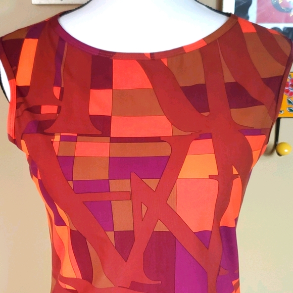 Nina Ricci colorful print sleeveless blouse - Picture 2 of 7